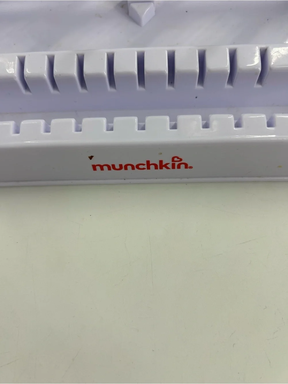 Munchkin White Drying Rack with Blue Peg Tips